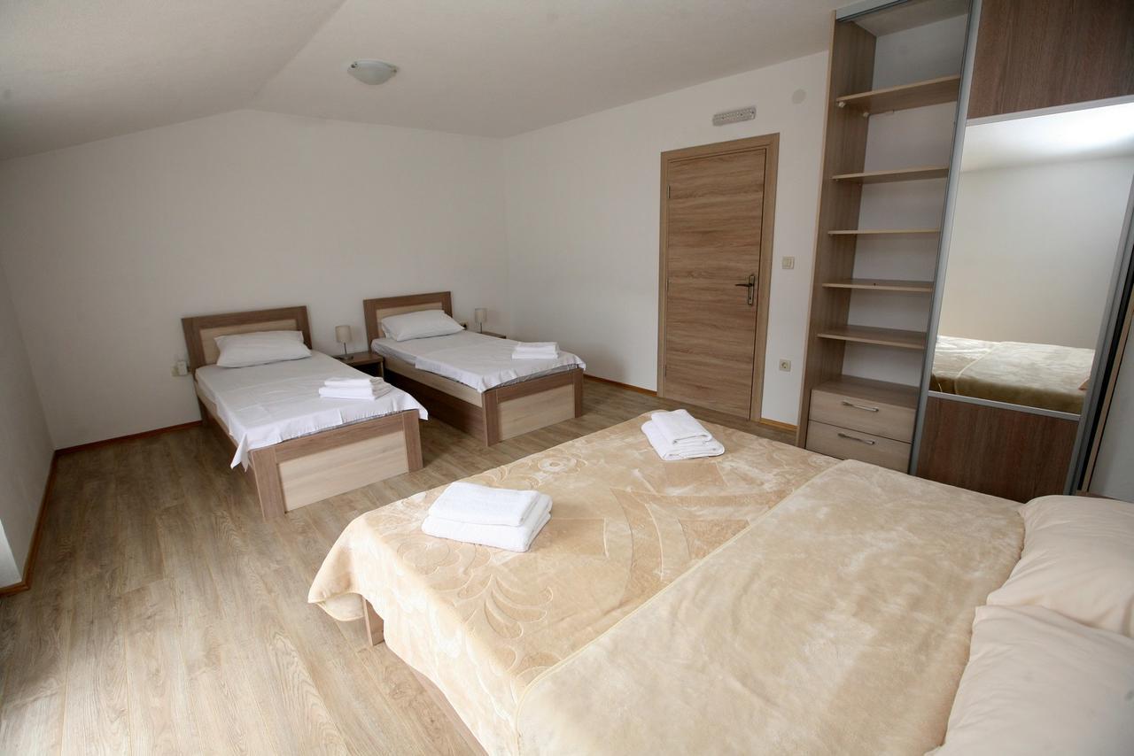 Ruza Apartments Kotor Buitenkant foto