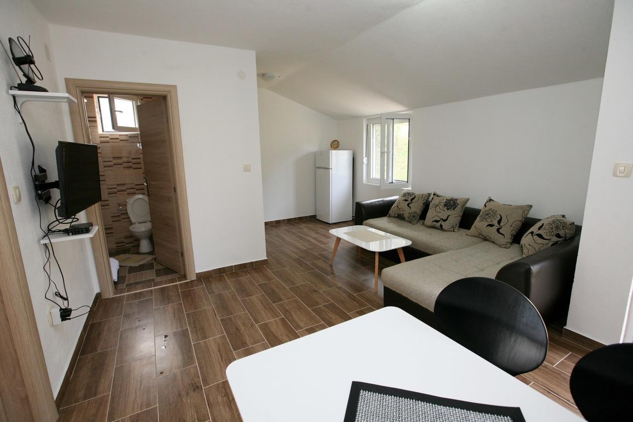 Ruza Apartments Kotor Buitenkant foto