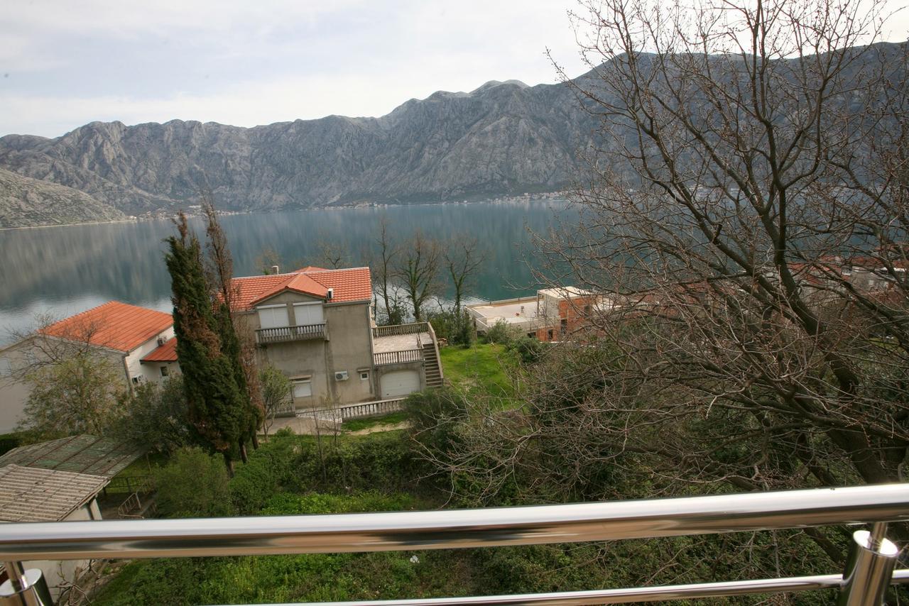 Ruza Apartments Kotor Buitenkant foto