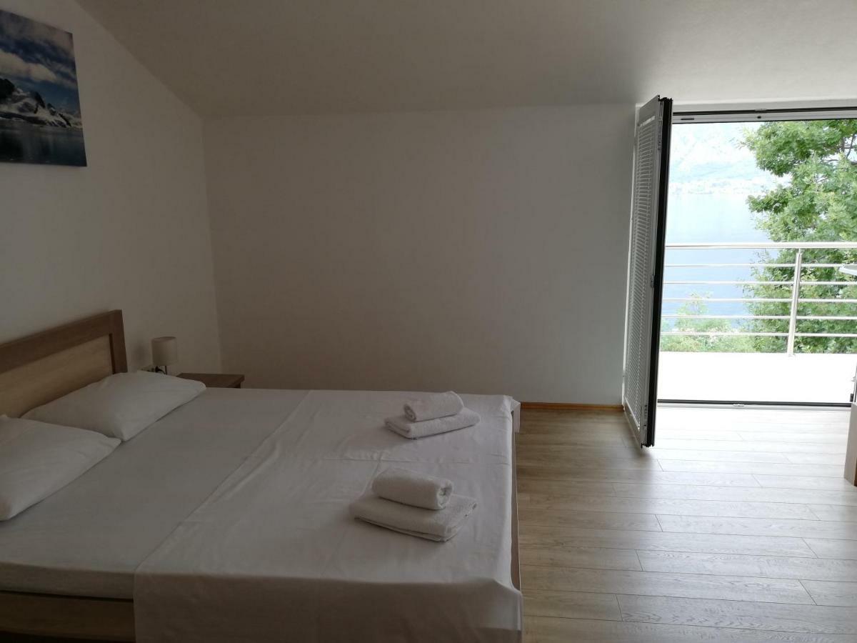 Ruza Apartments Kotor Buitenkant foto