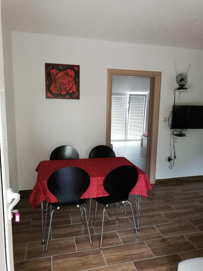 Ruza Apartments Kotor Buitenkant foto