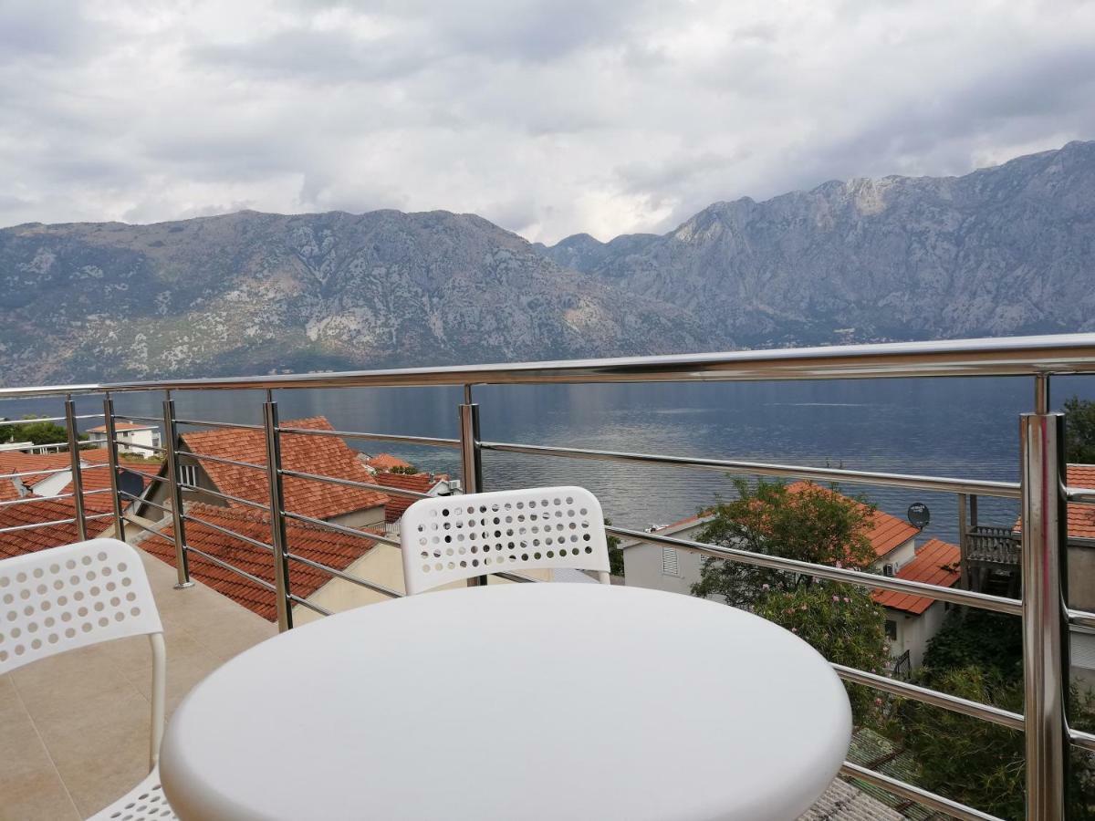 Ruza Apartments Kotor Buitenkant foto