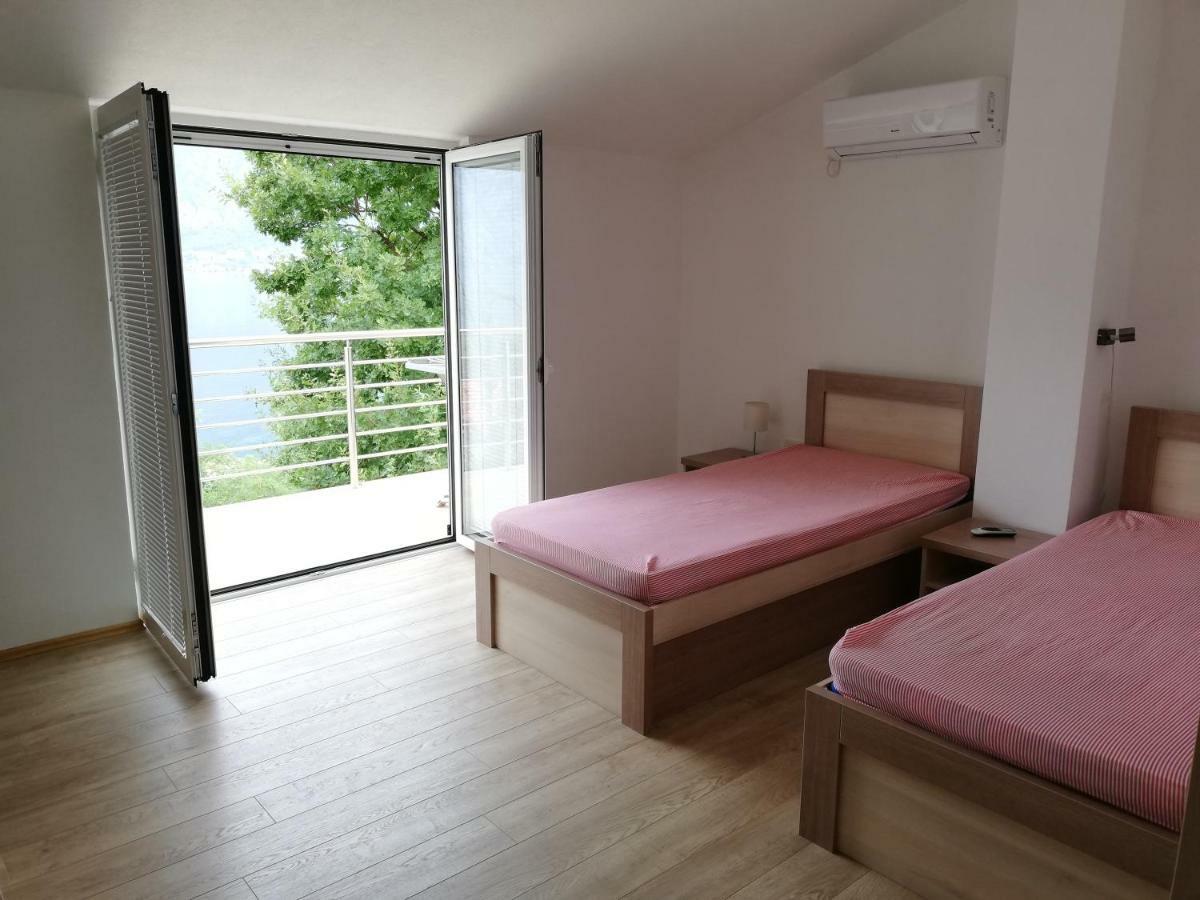 Ruza Apartments Kotor Buitenkant foto